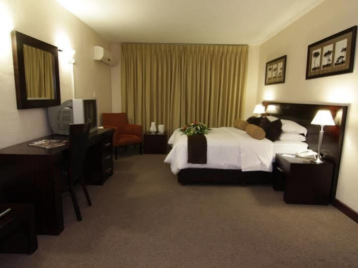Cresta Bosele Hotel Selebi-Phikwe Εξωτερικό φωτογραφία